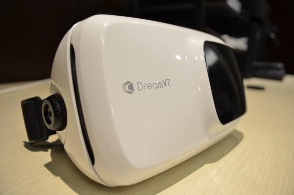 国内VR的第一炮：眼镜盒里藏着的虚拟现实