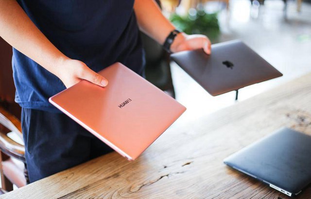 华为MateBook X和苹果MacBook哪个好 华为MateBook X对比苹果MacBook谁更值得买
