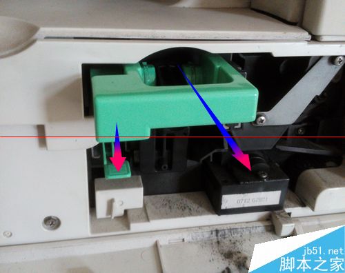 理光复印机不能打印怎么添加碳粉？
