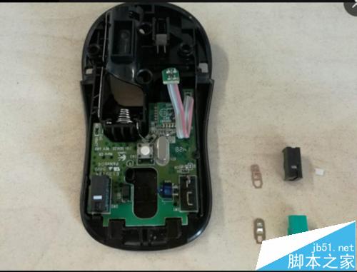 罗技M320鼠标左健失灵怎么拆解清洁和磨光维修?