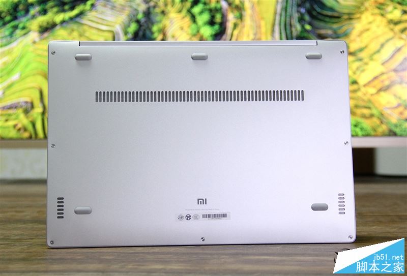 2017小米笔记本Air值得买吗？小米笔记本Air 13.3寸7代酷睿+MX150最薄本全面评测