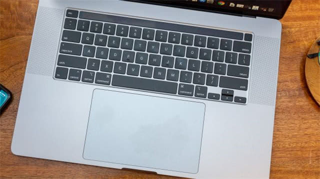 苹果16英寸MacBook Pro对比15英寸怎么样？16英寸MacBook Pro优缺点详细评测
