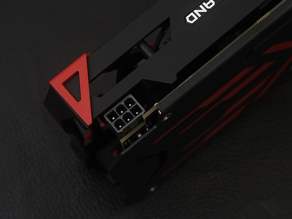 AMD RX560值得买吗？AMD RX560显卡详细首发评测+拆解图