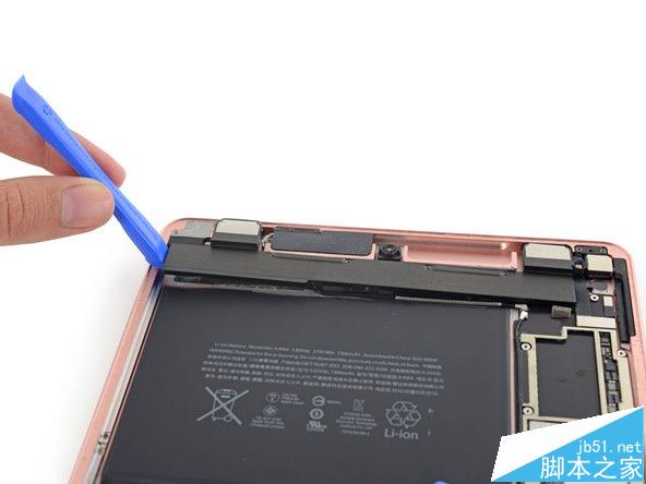 苹果iPad Pro 9.7完全拆解 粘合剂过多难维修