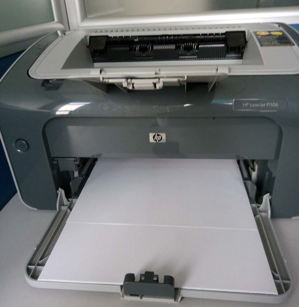 惠普HP1106激光打印机红灯闪烁不能打印文件怎么办?