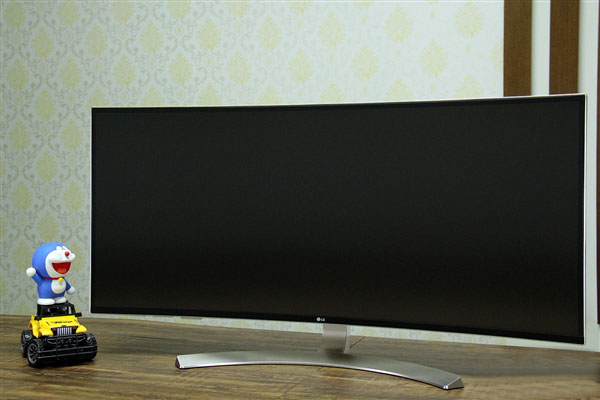 全球最大曲面超宽屏显示器LG 38UC99开箱图赏:震撼