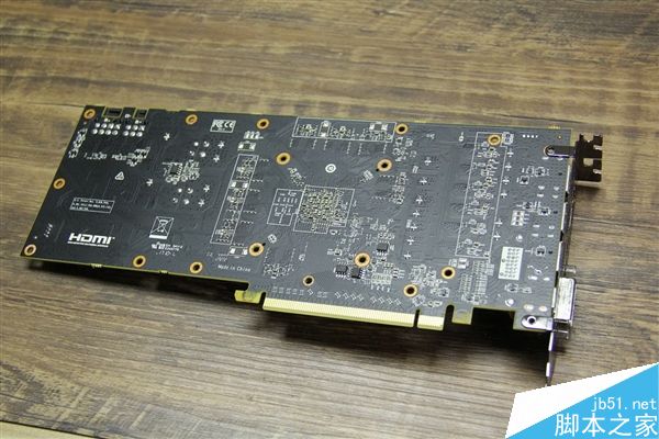 AMD RX 580/570/550国内各大显卡厂商的新卡海量图赏