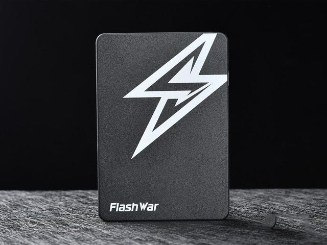 Flash War S620固态硬盘值得买吗?Flash War S620固态硬盘评测