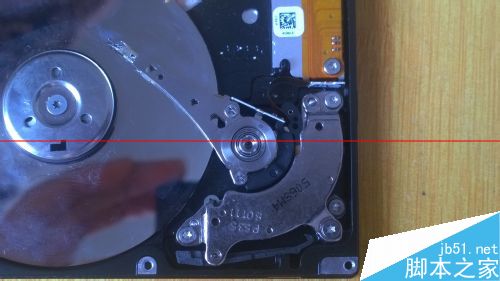 2.5寸机械硬盘拆解换盘的全过程